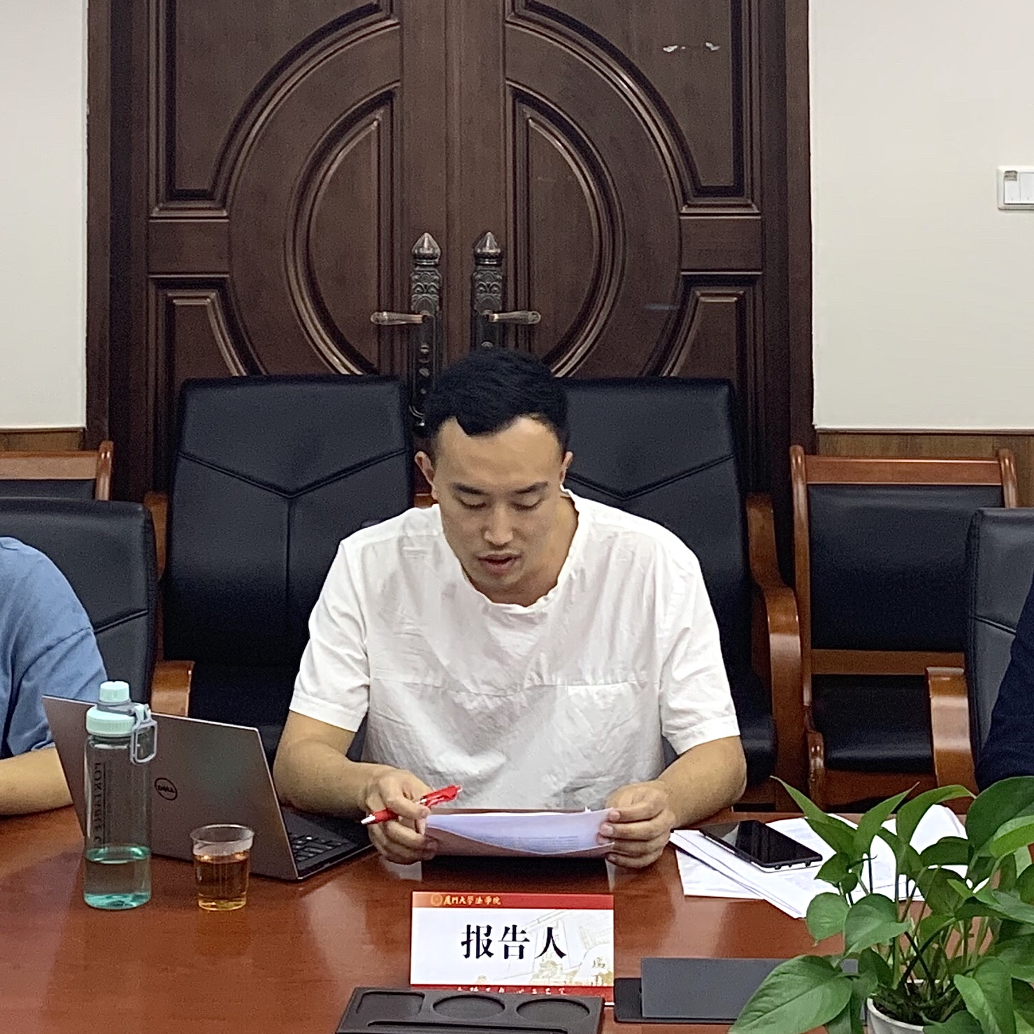 1165737672.jpg 1165737672.jpg