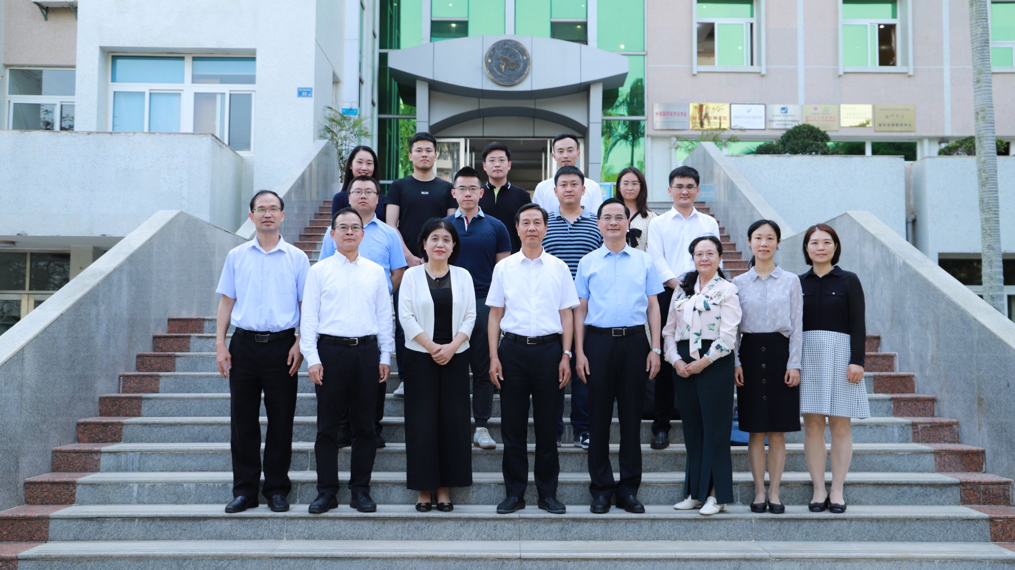 合照.jpg 合照.jpg